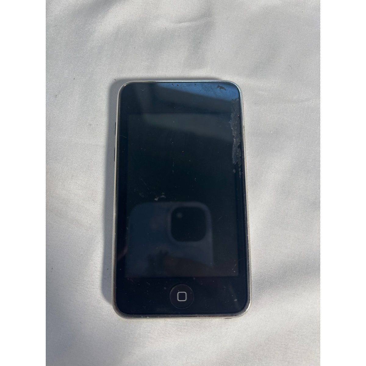 Apple iPod Touch 2nd Generation A1288 8GB Black