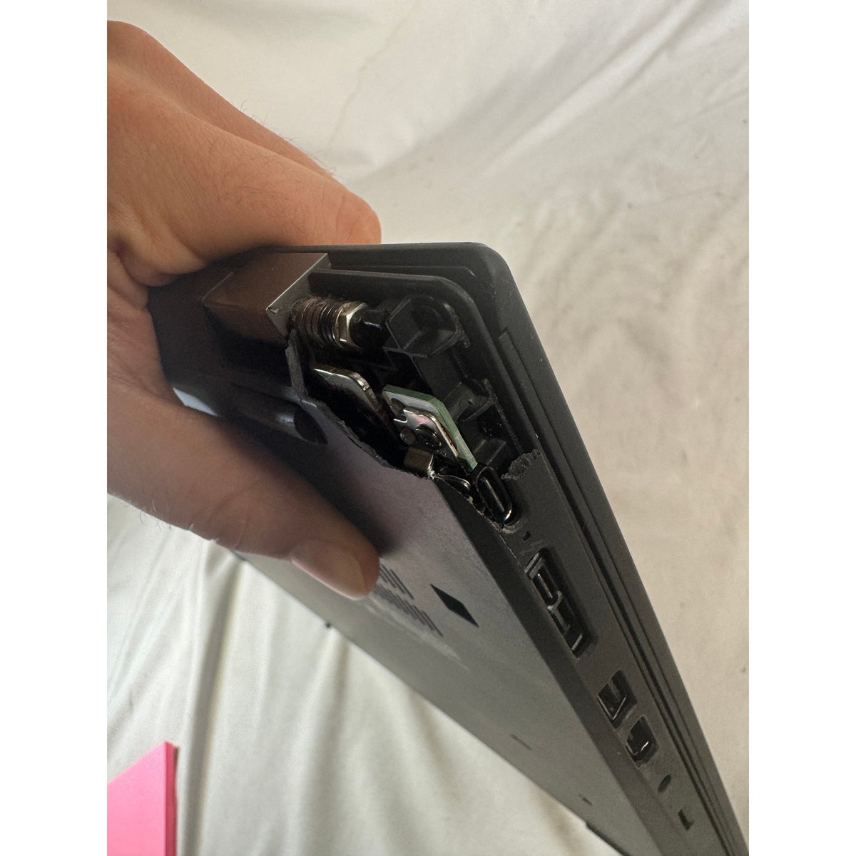 Lenovo ThinkPad T590 Core i7 No RAM No Drive 15.6" No Display FOR PARTS/REPAIR