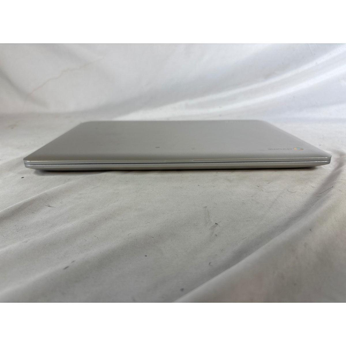 Toshiba Chromebook CB35-A3120 13.3" Celeron 2955U 2GB RAM 16GB SSD