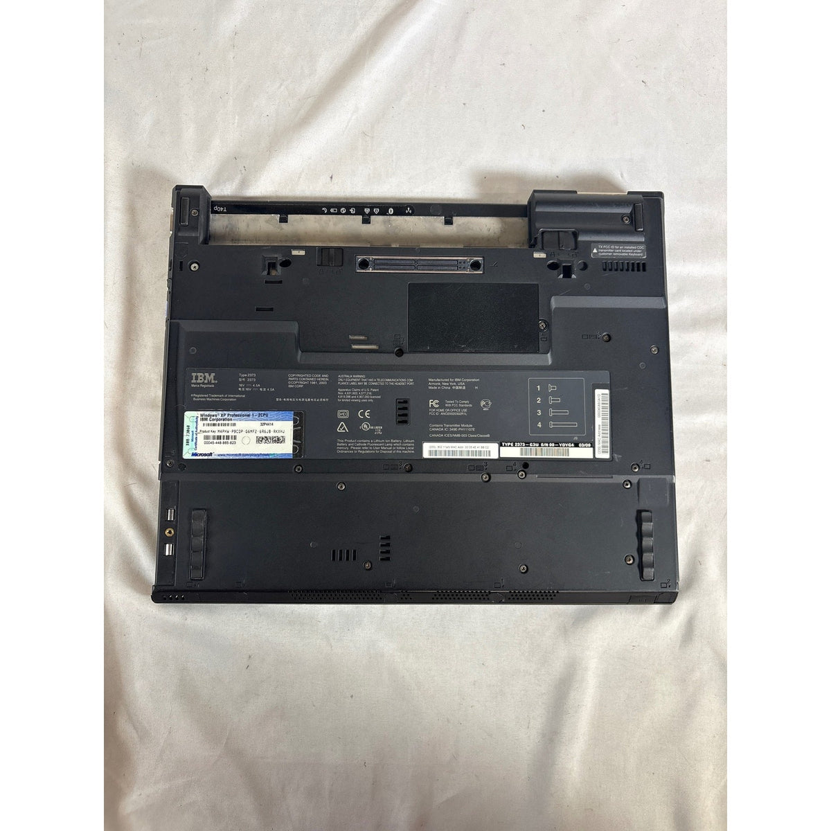 IBM ThinkPad 2373-G3U Pentium M 1.6GHz 1GB RAM No Drive 14.1in Laptop