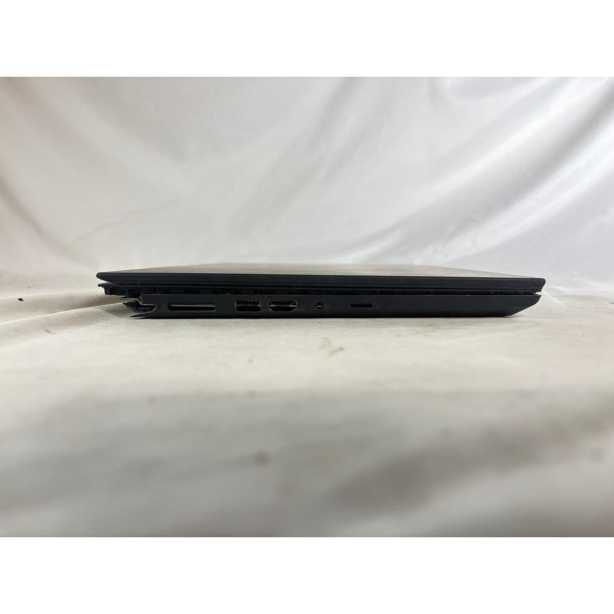 Lenovo ThinkPad T590 Core i7 No RAM No Drive 15.6" No Display FOR PARTS/REPAIR