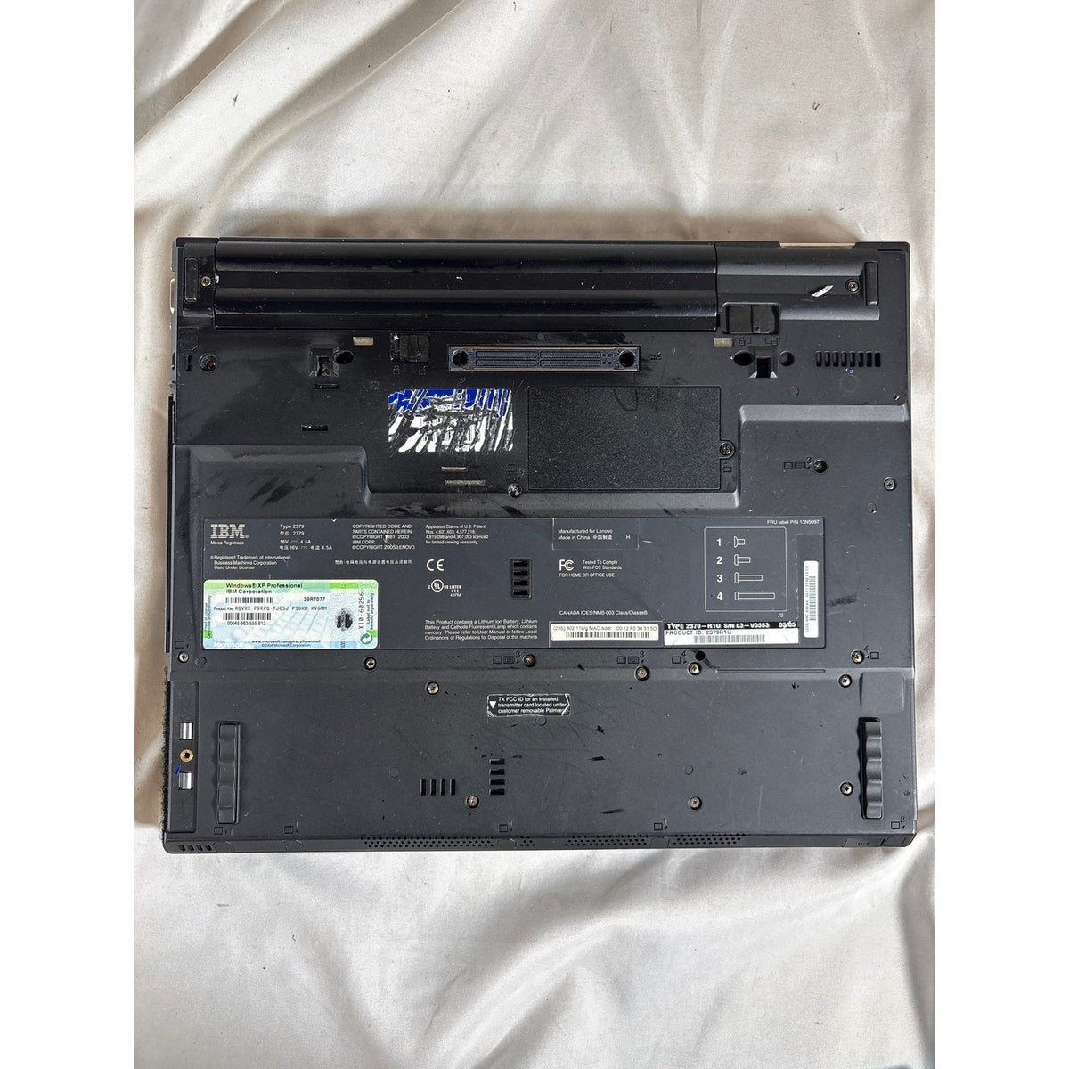IBM ThinkPad T42 Intel Pentium M 1.60GHz 512 MB No Drive 14.1" FOR PARTS/REPAIR