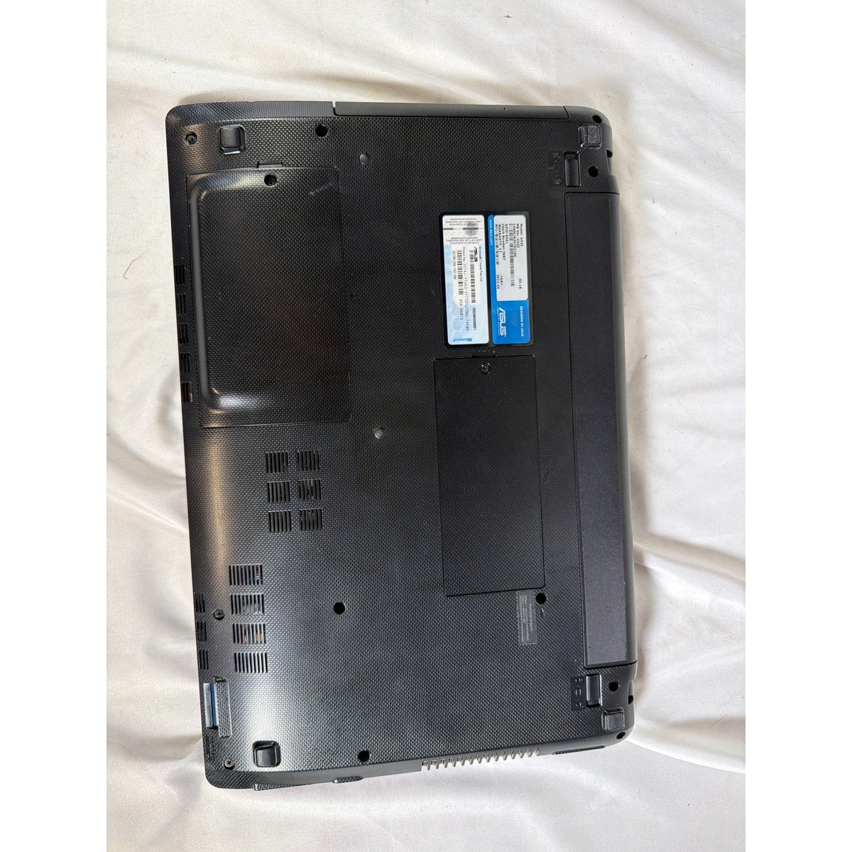 Asus A53Z AMD A6-3420M APU with Radeon HD Graphics 3GB 320GB HDD 15.6"