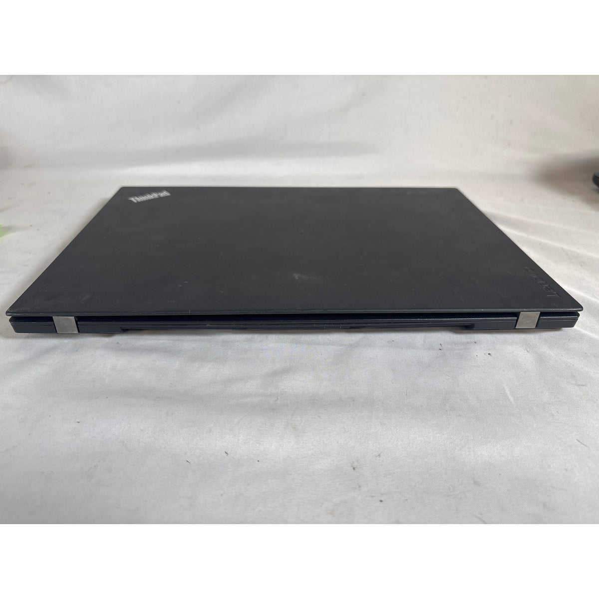 Lenovo ThinkPad T480 i5-8350U No RAM No Drive Broken Keys 14" Screen works