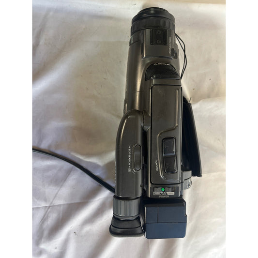 Sony CCD-FX520 Video8 Handycam Camcorder Black - No Battery