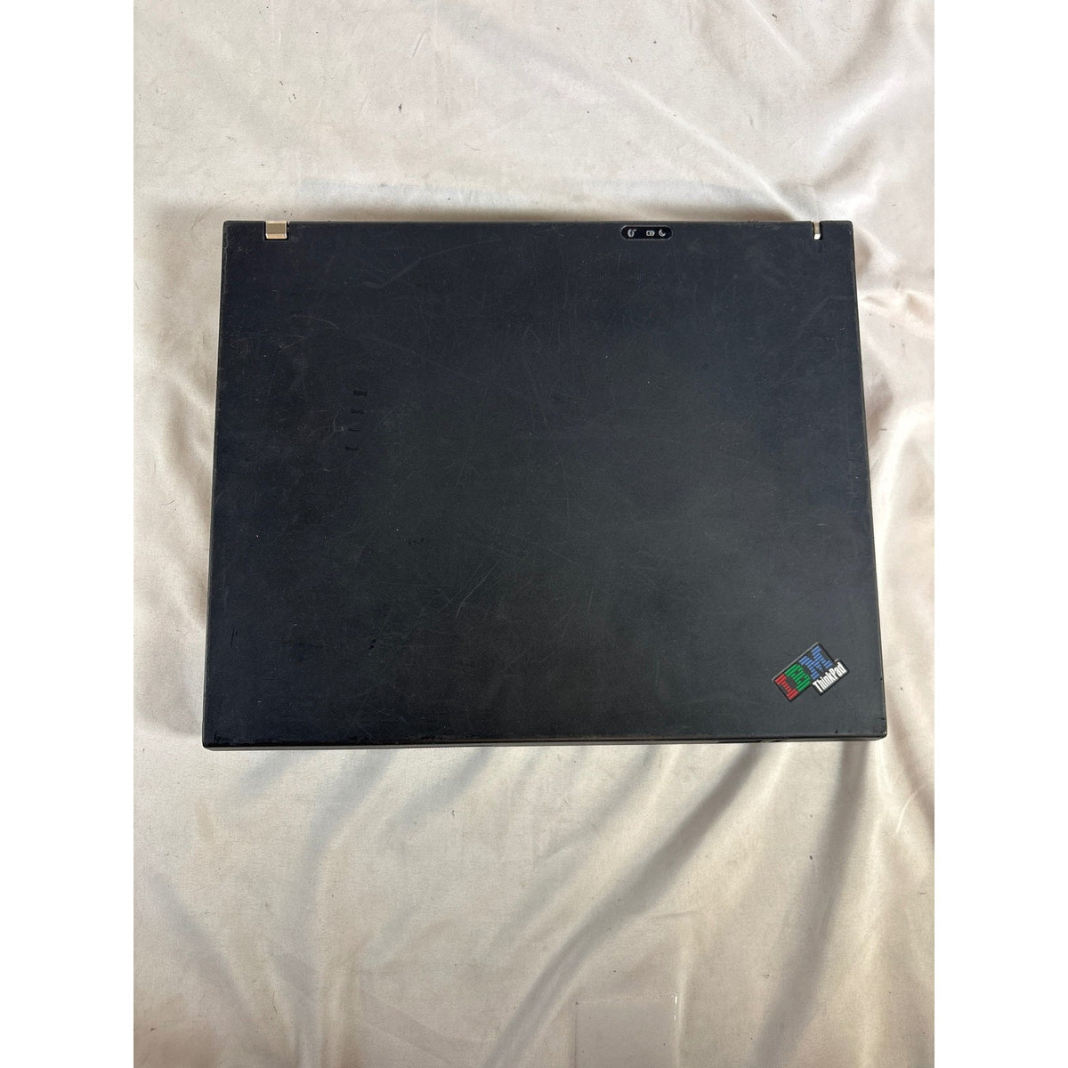 IBM ThinkPad 2373-G3U Pentium M 1.6GHz 1GB RAM No Drive 14.1in Laptop
