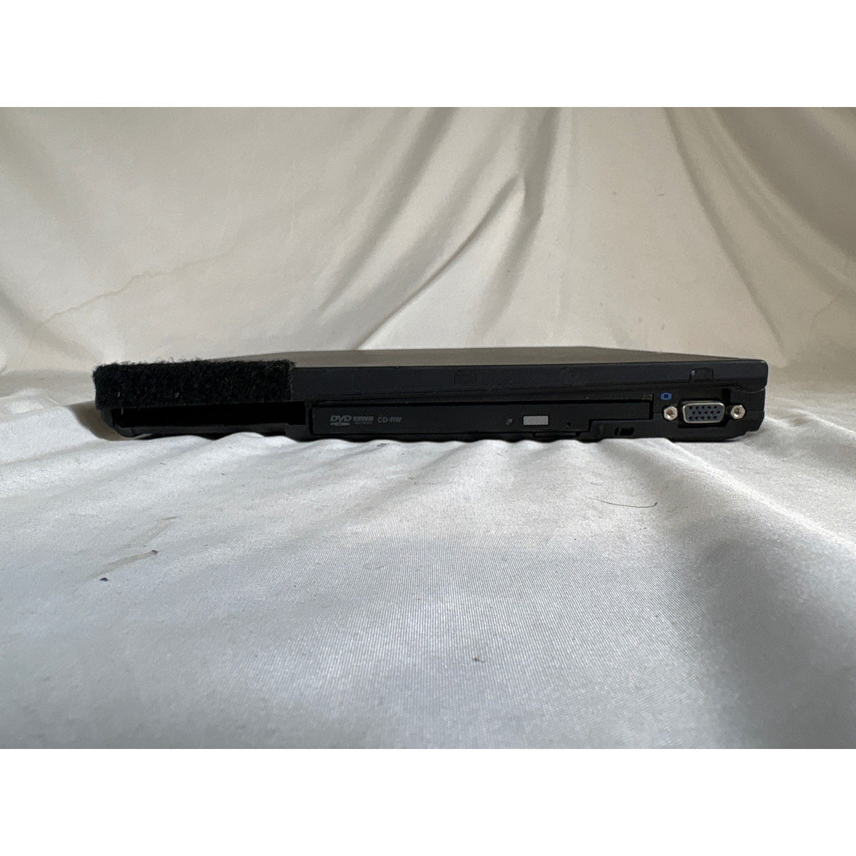 IBM ThinkPad T42 Intel Pentium M 1.60GHz 512 MB No Drive 14.1" FOR PARTS/REPAIR
