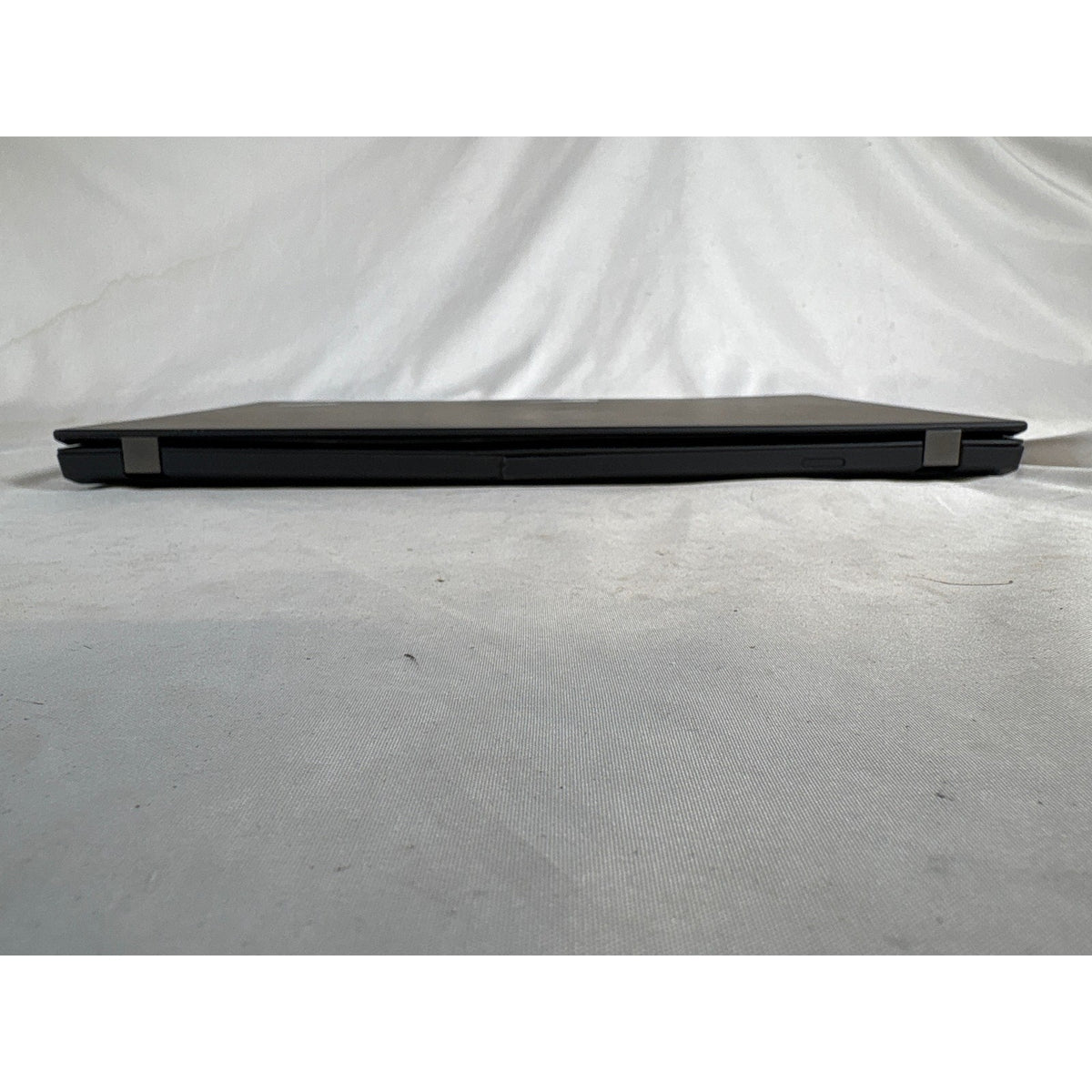 Lenovo ThinkPad T14 Gen 2 i7 14" No SSD FOR PARTS/REPAIR