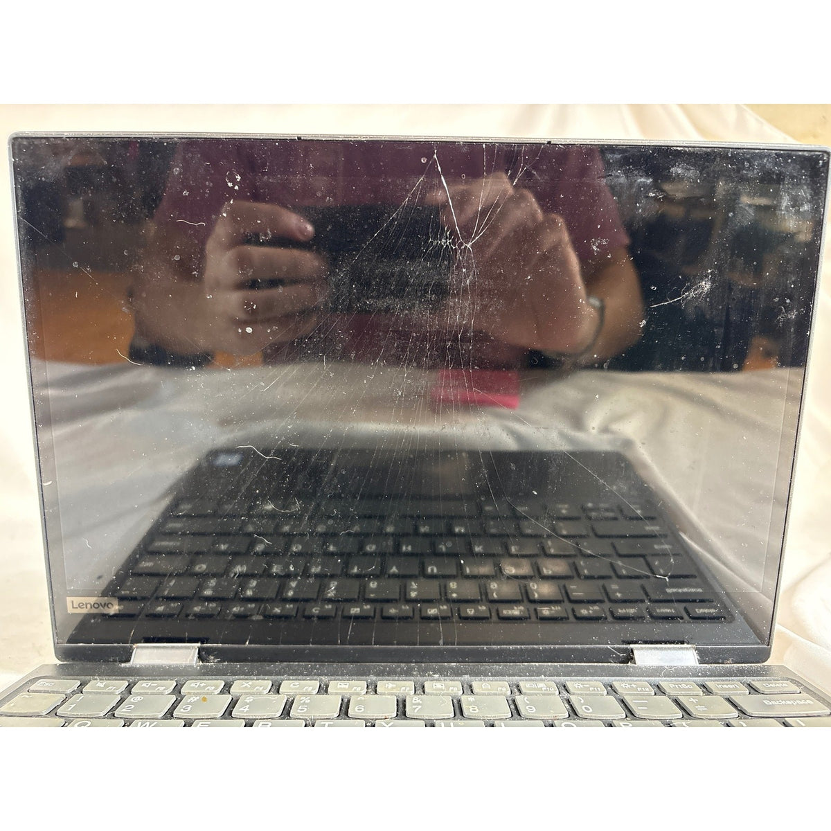 Lenovo Yoga 720-12IKB i5-7200U 8GB 128GB SSD 12.5" Cracked Screen