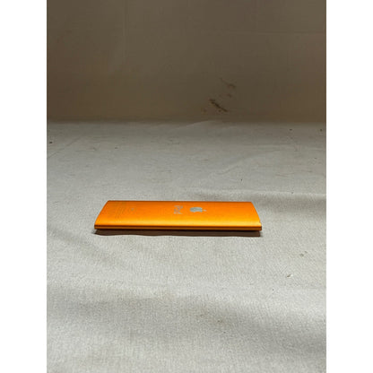 Apple iPod nano A1285 8GB 4th Generation Orange - only works plugged in.