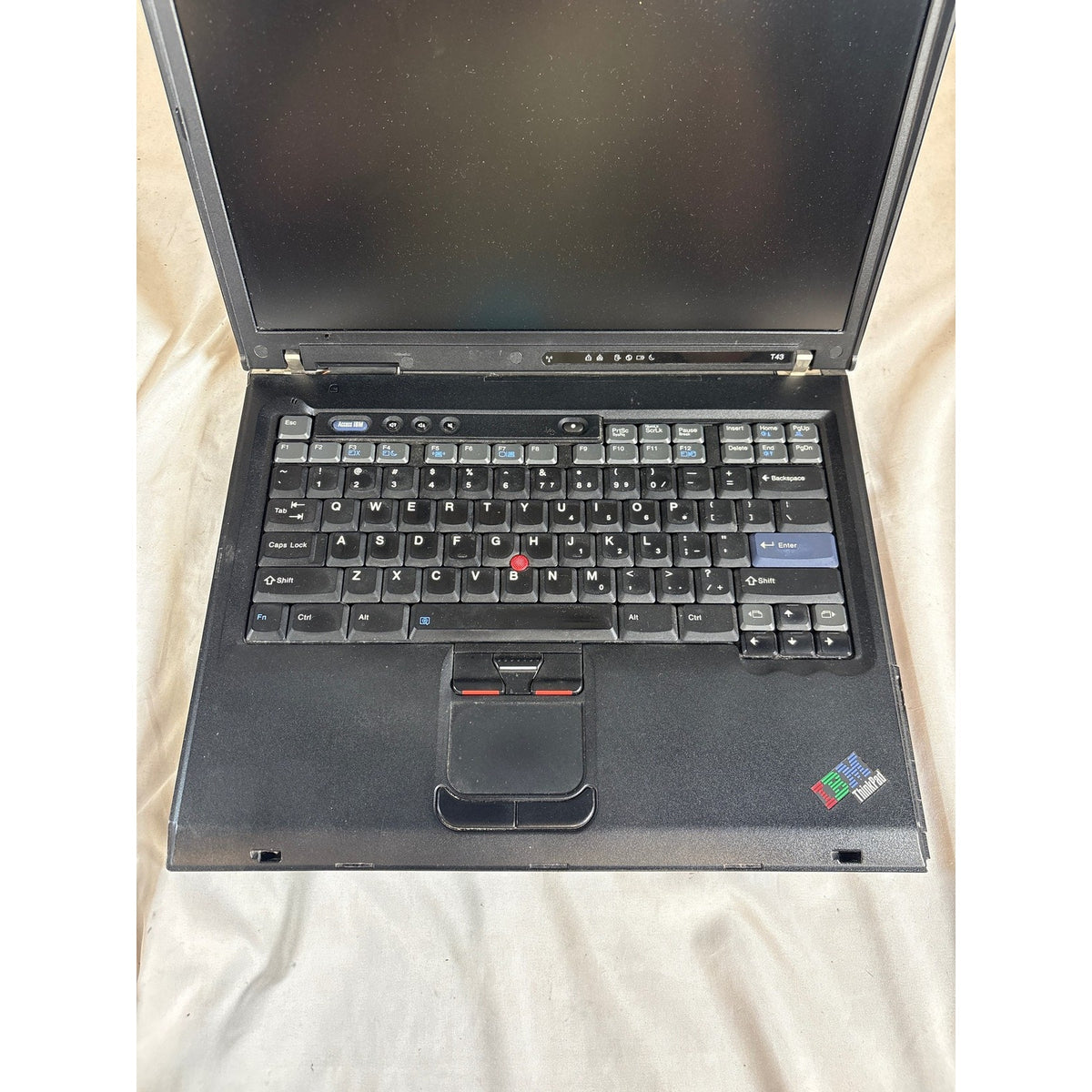 IBM ThinkPad T43 Intel Pentium M 1.86 GHz 1GB No Drive 15" FOR PARTS/REPAIR