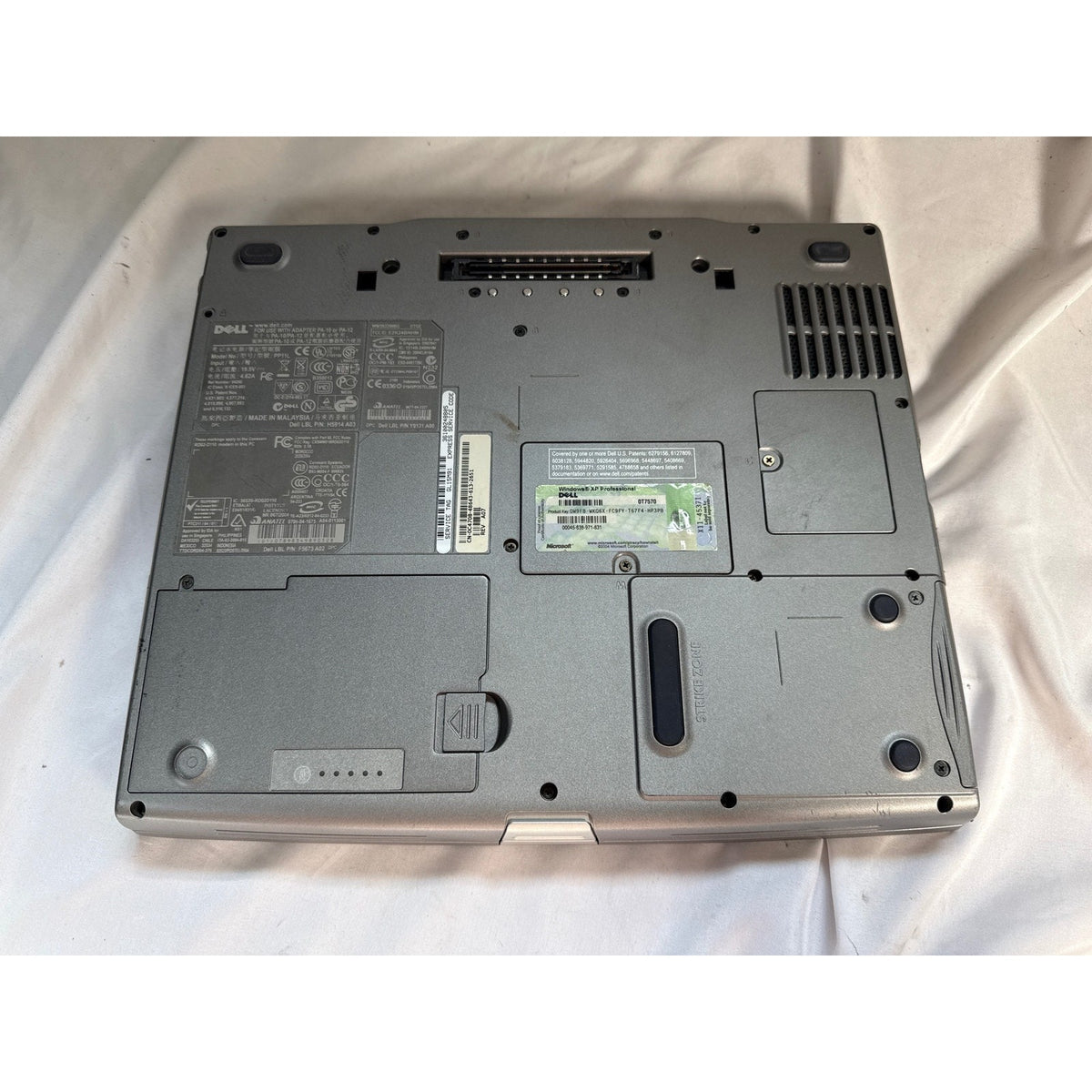 Dell Latitude D610 Win XP Intel Pentium M 1.86 GHz 1GB 60GB HDD 14.1"