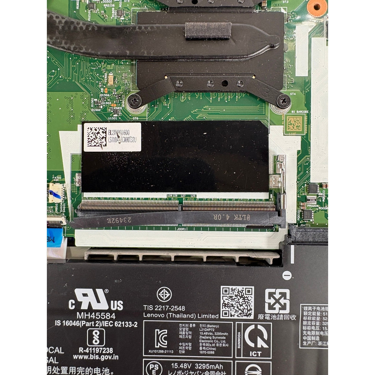 Lenovo ThinkPad T16 Gen 2 i7-1355U 16GB 1TB SSD 16" RAM Slot Damaged 1920x1200