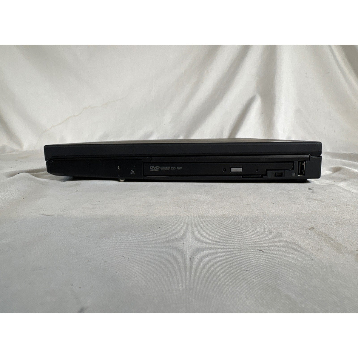 Lenovo ThinkPad T61 Core 2 Duo T8100 2GB No Drive 14.1"