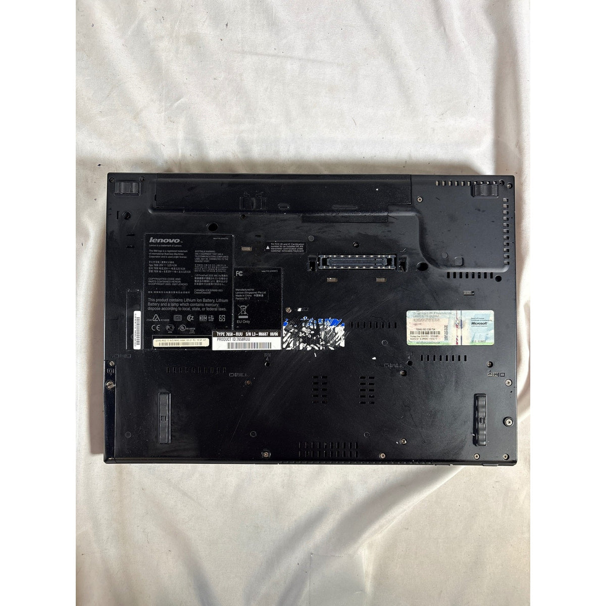 Lenovo 7658RUU Core 2 Duo T8100 2.1GHz 2GB 120GB HDD 14.1"