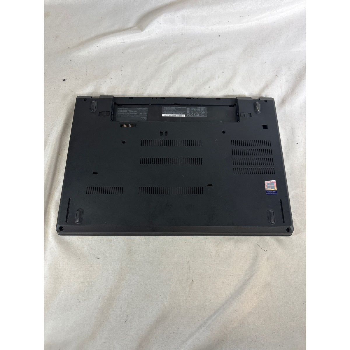 Lenovo ThinkPad T480 i7-8550U No Power No RAM No Drive 14" FOR PARTS/REPAIR
