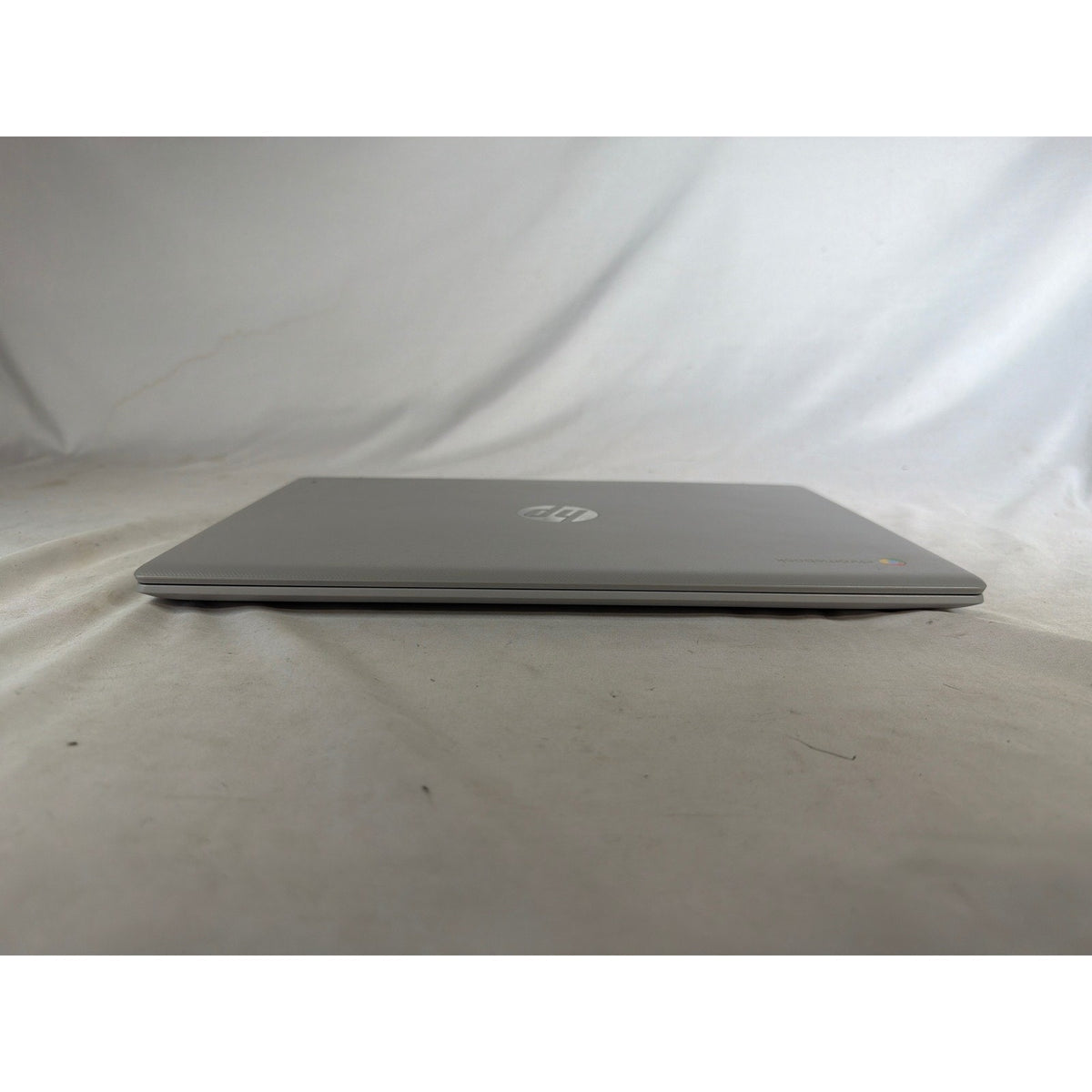HP Chromebook 14a-ne0013dx Celeron N4120 4GB 64GB 14" - 1 battery cycle