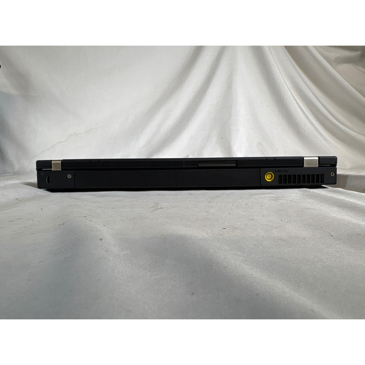 Lenovo 7658RUU Core 2 Duo T8100 2.1GHz 2GB 120GB HDD 14.1"