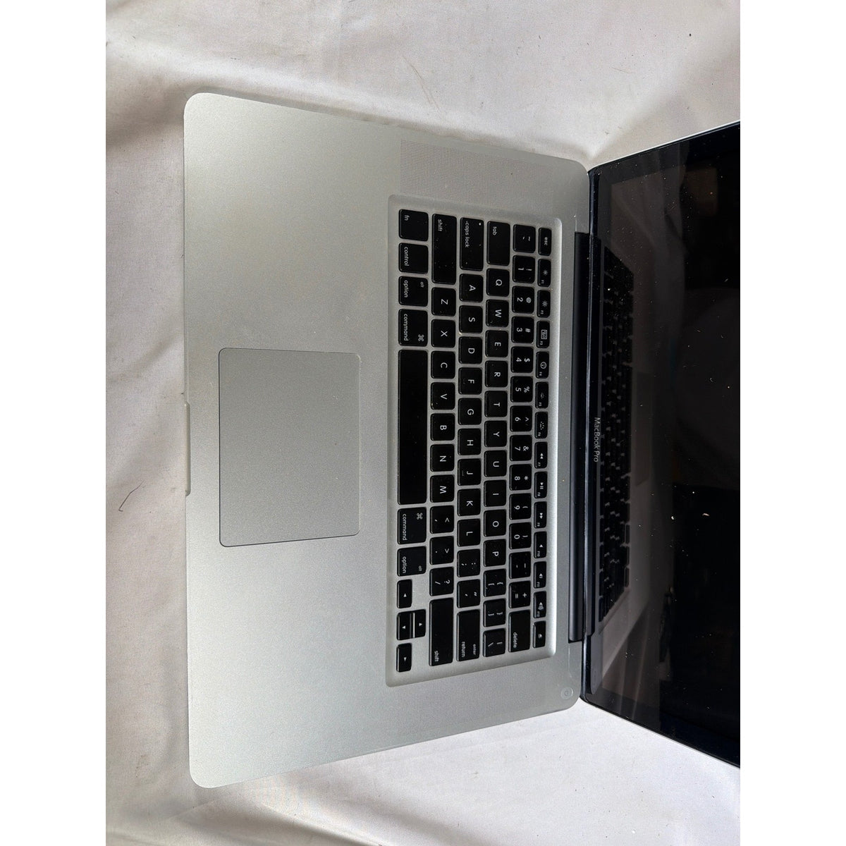 Apple MacBook Pro 15" 2.5GHz No Drive Mid 2009 FOR PARTS/REPAIR MC118LL/A