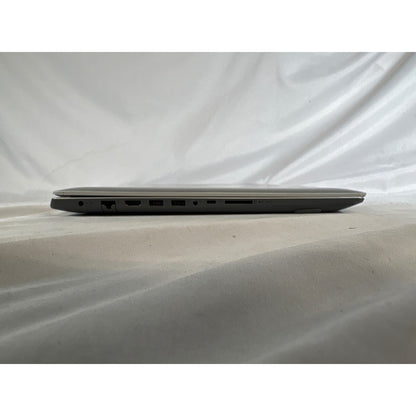 Lenovo IdeaPad 320-17IKB i5-7200U 2.5GHz 8GB No Drive 17"