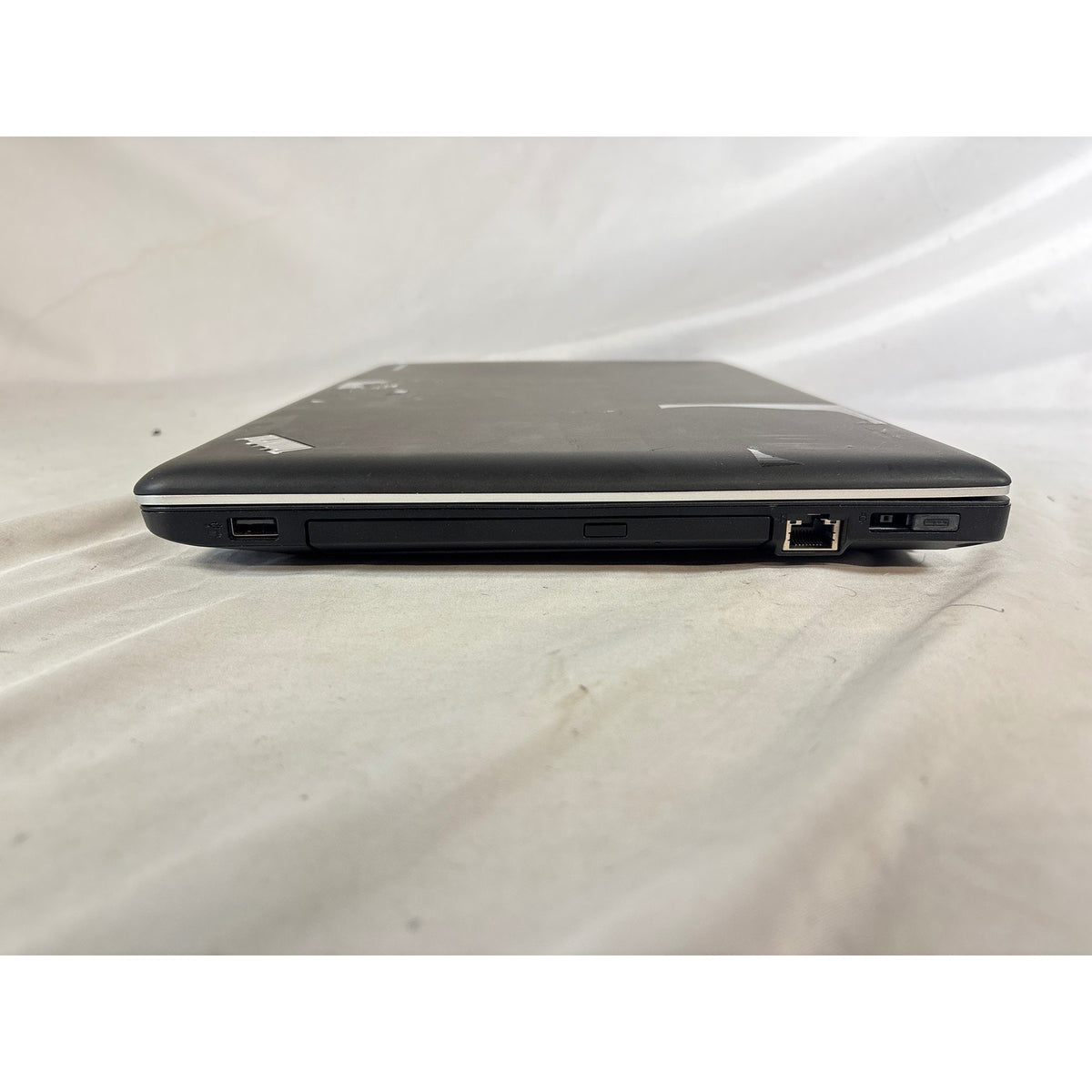 Lenovo ThinkPad Edge E540 15.6" i3-4000M 4GB 500GB HDD Win 10 Pro