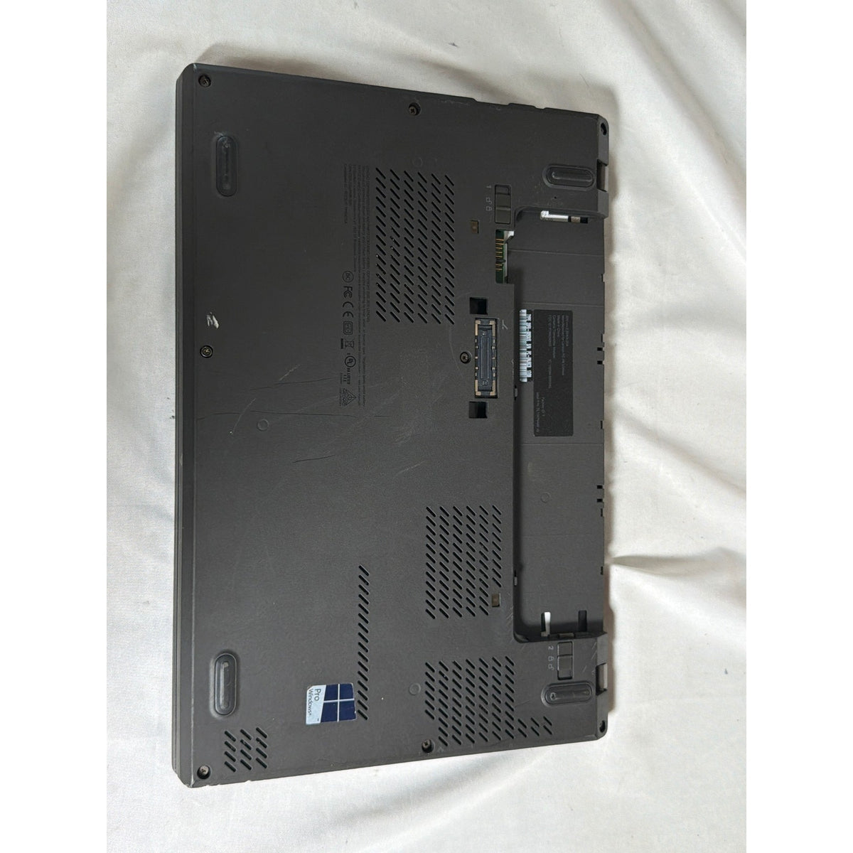 Lenovo ThinkPad X260 i5-6300U 12.5" No RAM/SSD FOR PARTS/REPAIR