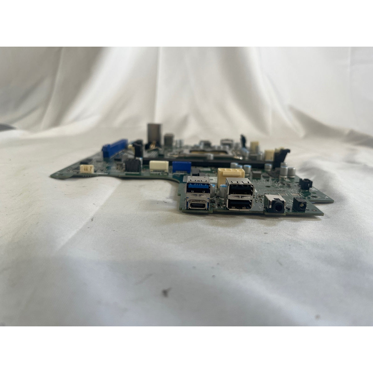 Dell VN0606 Motherboard Vostro 3030 SFF FOR PARTS NOT WORKING DMGED