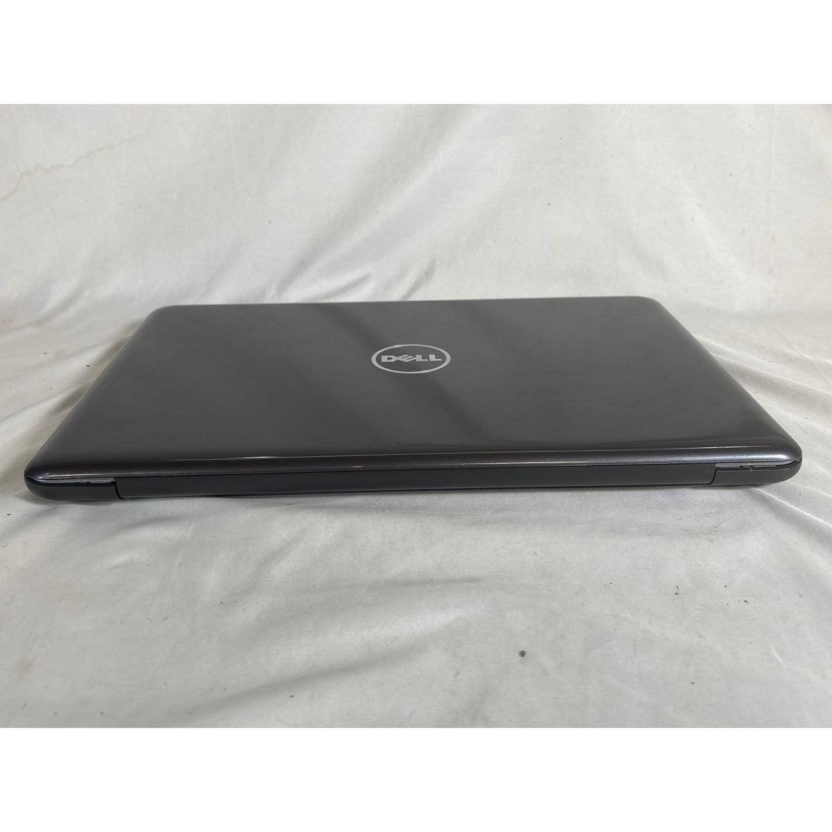 Dell Inspiron P66F i7 7th Gen No RAM/SSD 15.6" FOR PARTS/REPAIR