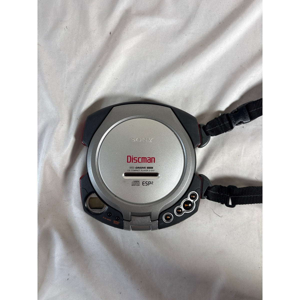 Sony Discman Portable CD Player ESP2 D-EG7 Silver, black, and red