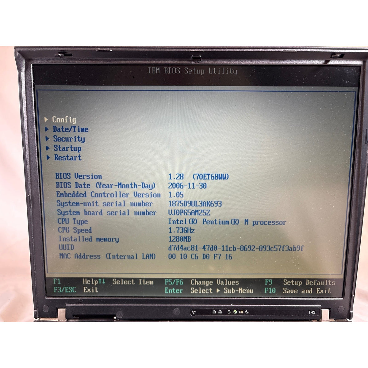 IBM ThinkPad T43 Intel Pentium M 1.73 GHz No Drive 14.1" FOR PARTS/REPAIR