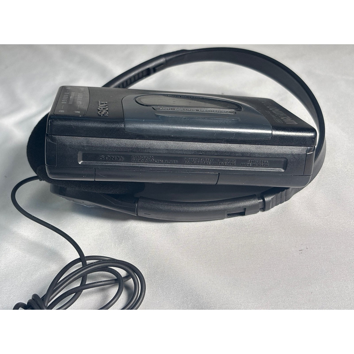 Sony WM-FX32 Walkman Portable Cassette Player AM/FM Radio Black