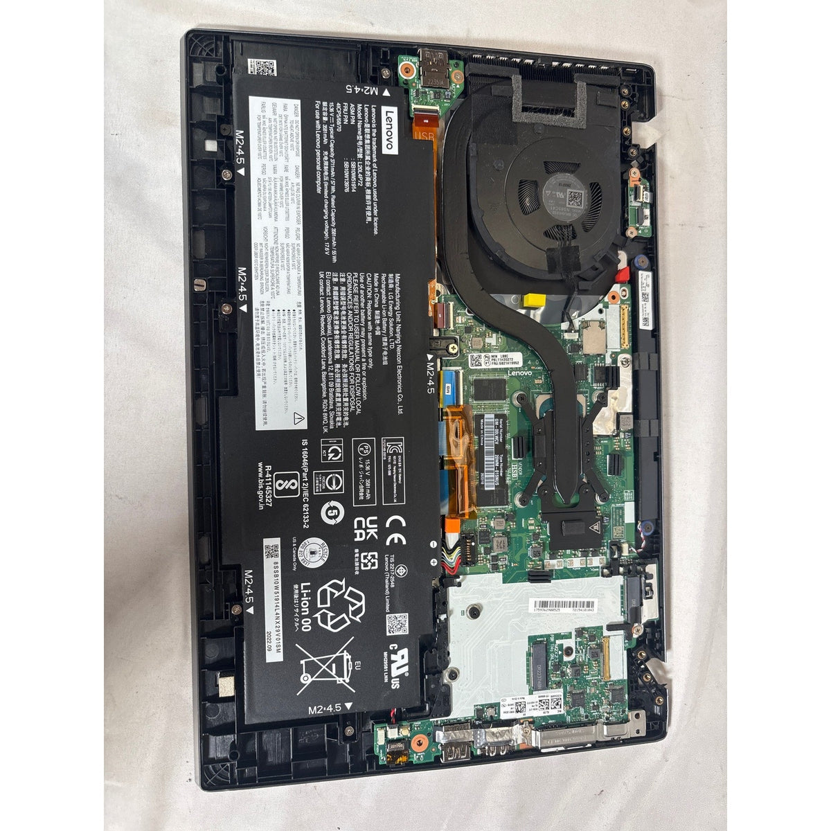 Lenovo ThinkPad T14s Gen 2 i7 No Screen No Drive 14" For Parts