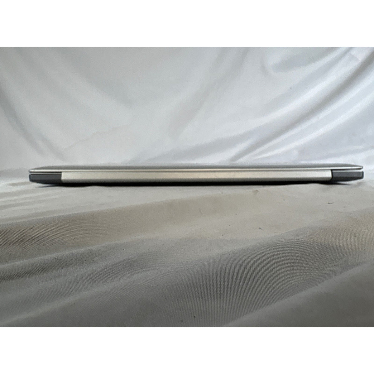 Lenovo IdeaPad 320-17IKB i5-7200U 2.5GHz 8GB No Drive 17"