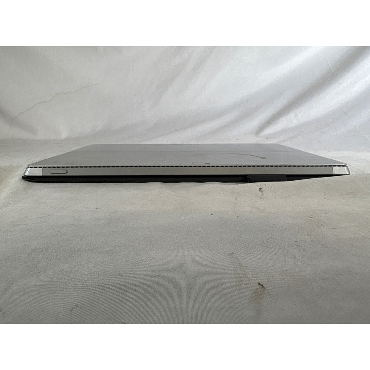 Microsoft Surface Pro 3 12in i5-4300U 4GB 128GB SSD Cracked Screen