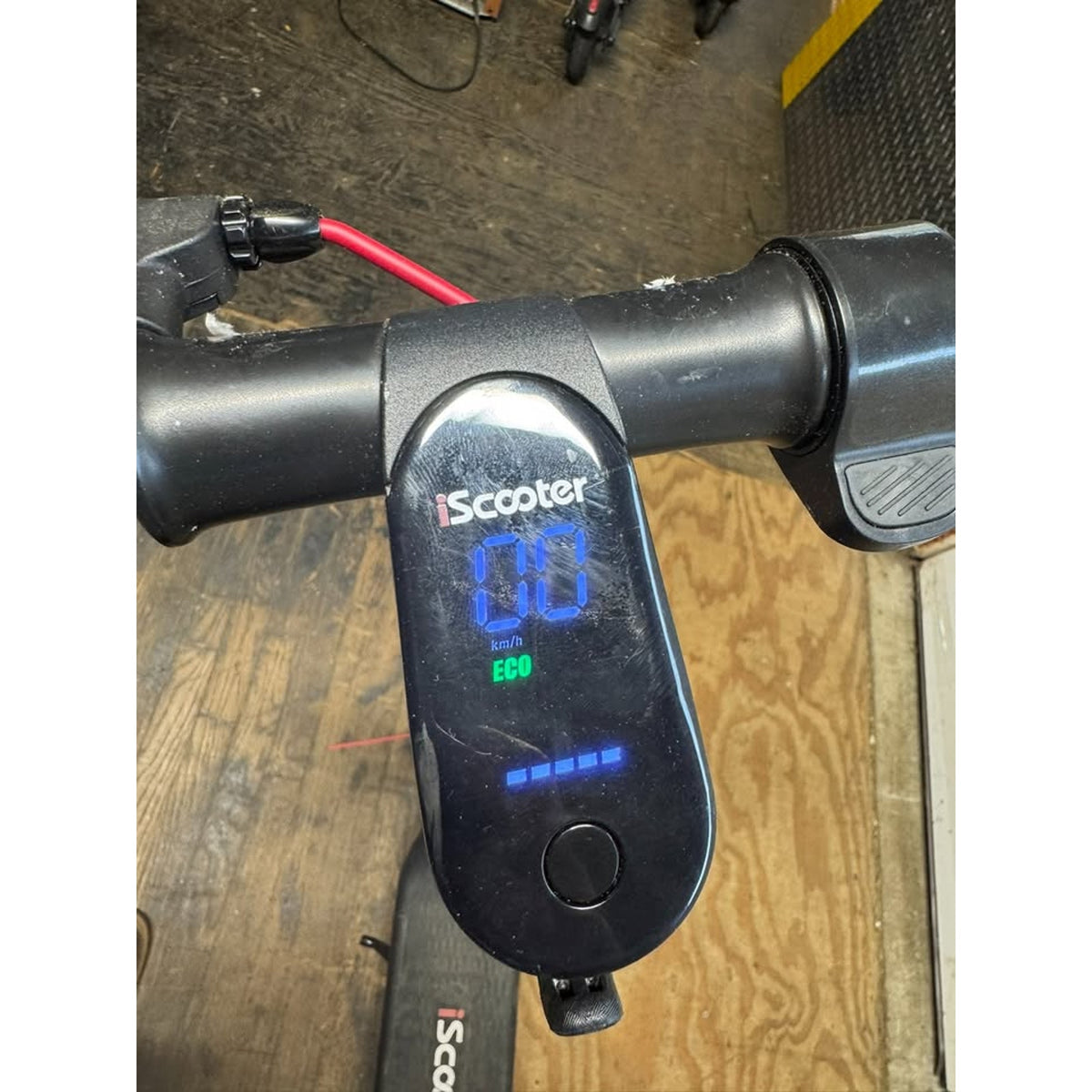 iScooter i8L Electric Scooter – 15 MPH – Working – No Charger