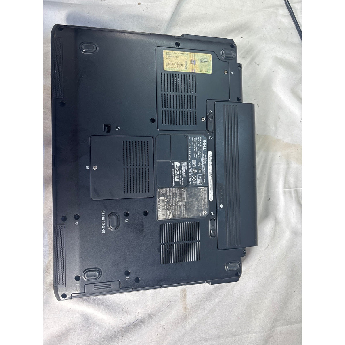 Dell Vostro 1500 Core 2 Duo 1.4GHz 2GB DDR2 120GB HDD 15.4in WinXP