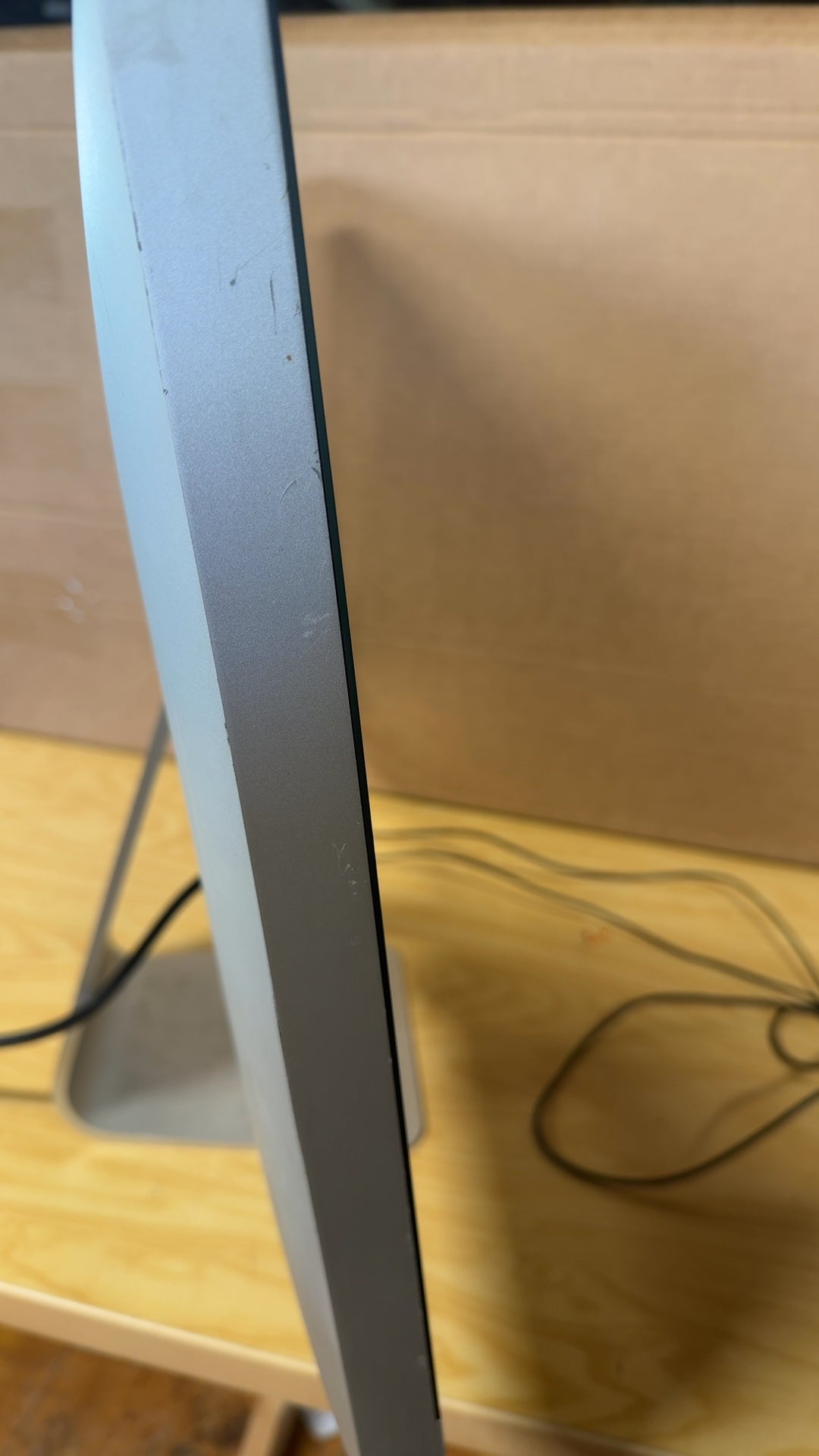 Apple iMac 10,1 Late 2009 27inch AIO Intel Core 2 Duo 3.06GHz 4 GB 1TB HDD