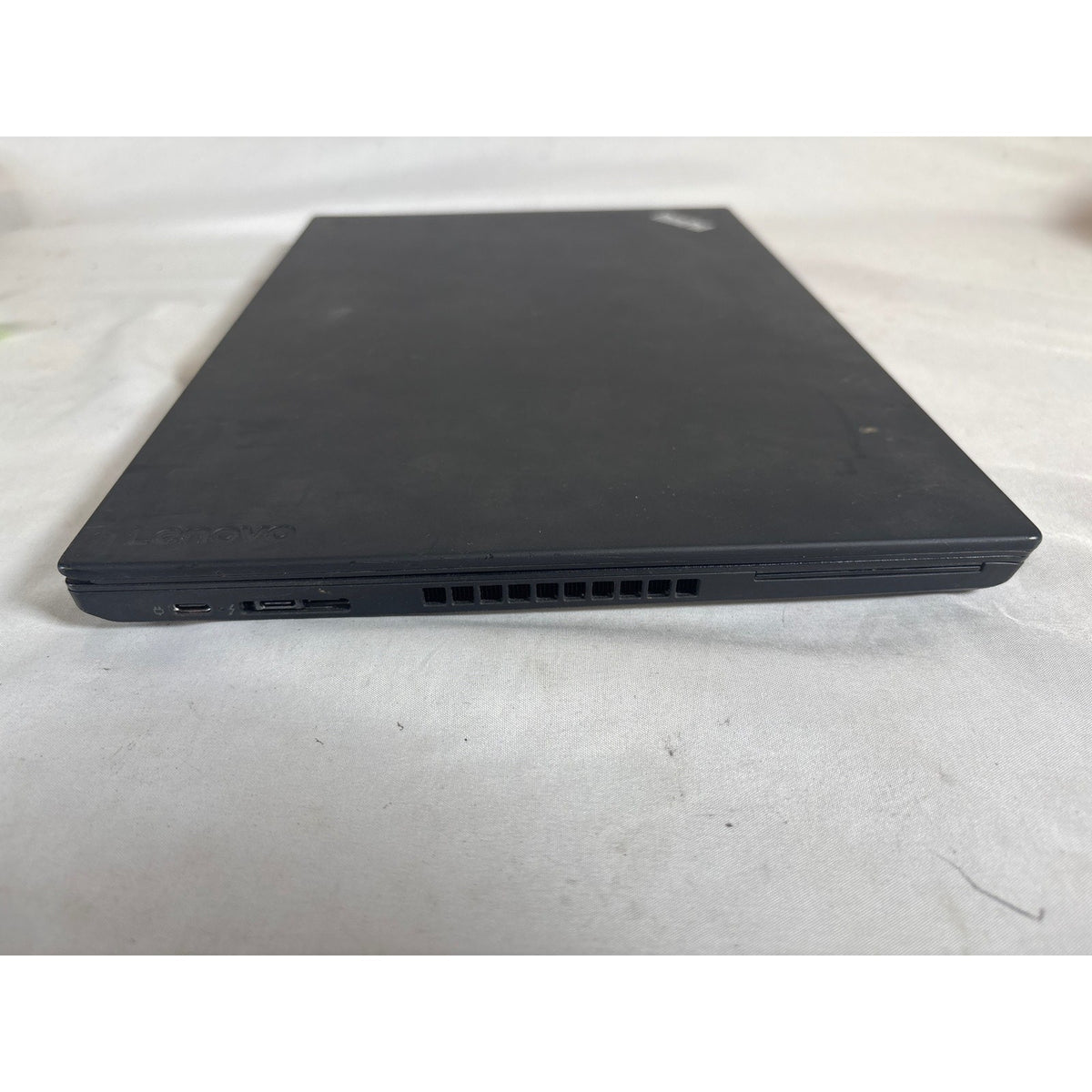 Lenovo ThinkPad T480 i5-8350U No RAM No Drive Broken Keys 14" Screen works