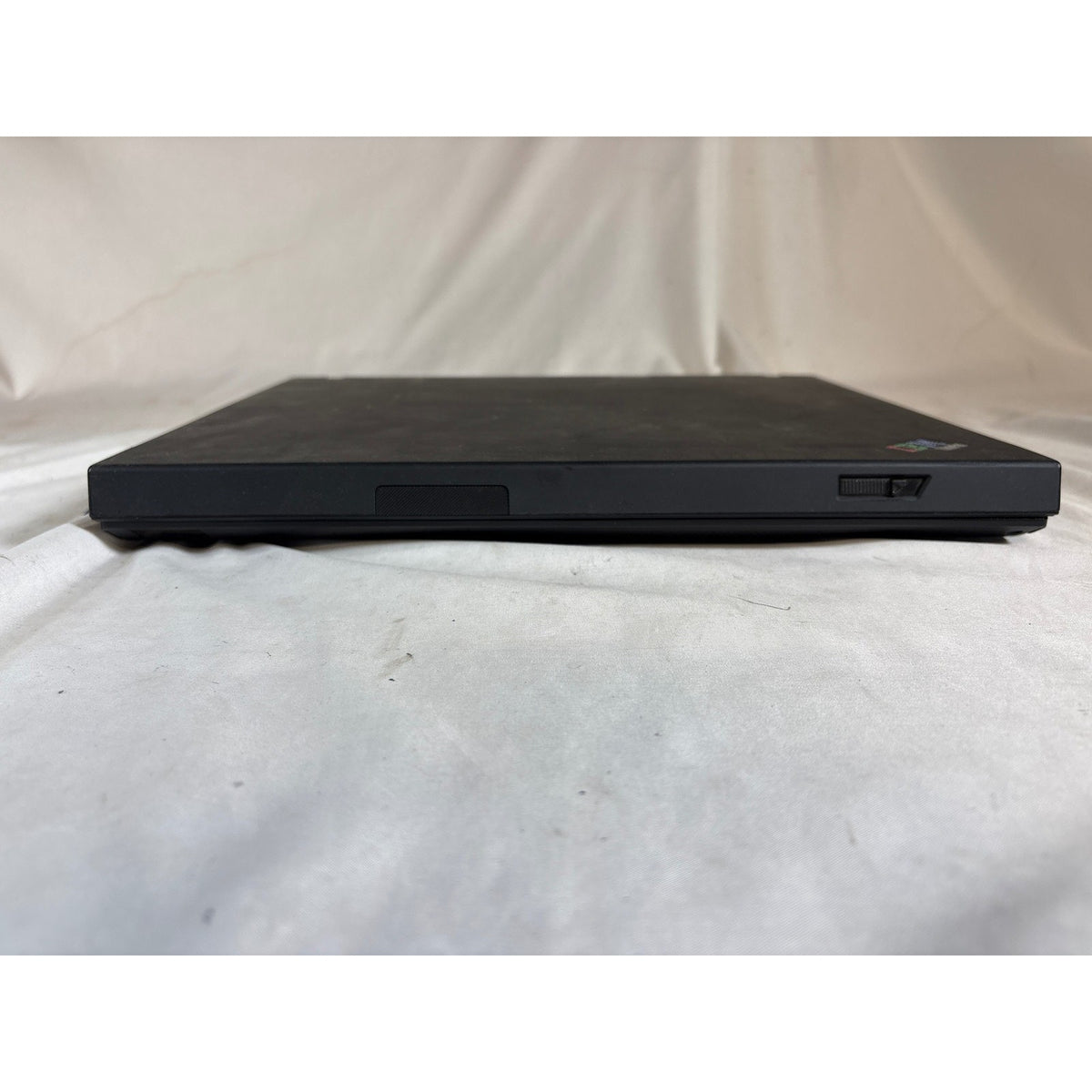 IBM ThinkPad T43 Intel Pentium M 1.73 GHz No Drive 14.1" FOR PARTS/REPAIR