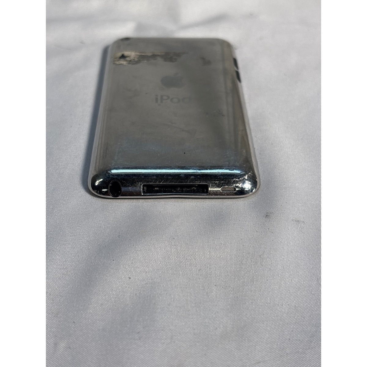Apple iPod touch 4th Generation A1367 16GB Black MP3 Player Screen dmg