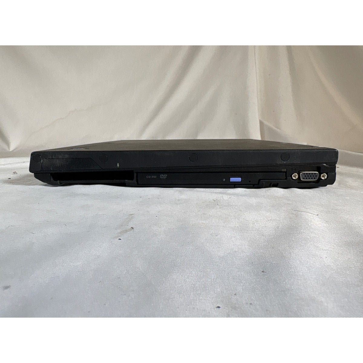 IBM ThinkPad T43 Intel Pentium M 1.73 GHz No Drive 14.1" FOR PARTS/REPAIR