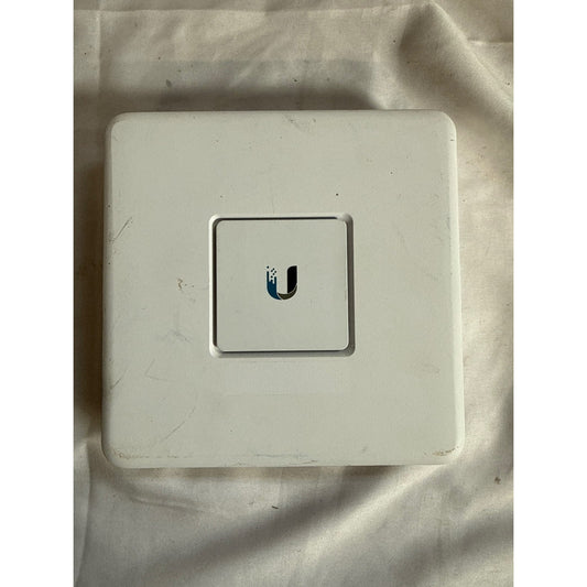 Ubiquiti Networks USG Unifi Security Gateway Router