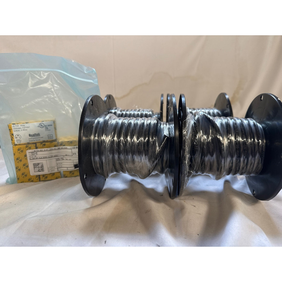 General Cable 3-Conductor 16 AWG Black Wire - 4x 25 ft w 4 Qualtek Q710 plugs