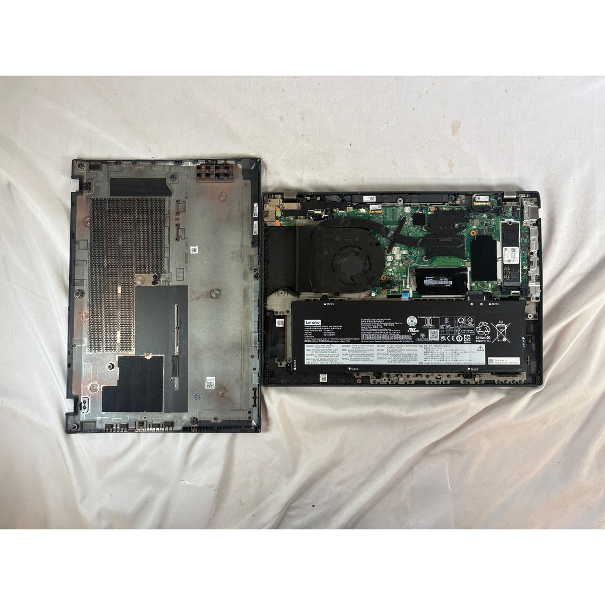 Lenovo ThinkPad T16 Gen 1 i5-1235U 1.3GHz 8GB 256GB 16" FOR PARTS/REPAIR