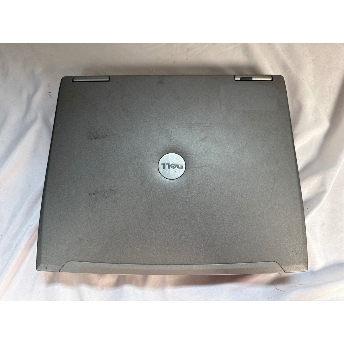 Dell Latitude D610 Win XP Intel Pentium M 1.86 GHz 1GB 60GB HDD 14.1"