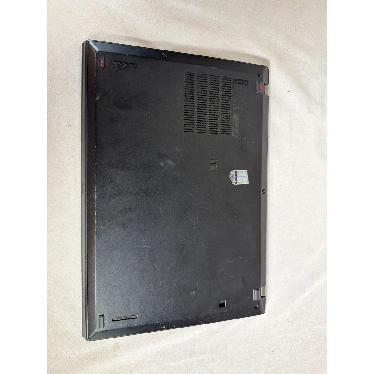 Lenovo ThinkPad X390 i5-8265U 8GB No Drive 13.3"