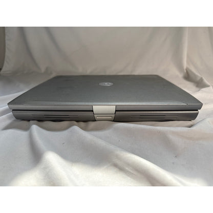 Dell Latitude D610 Win XP Intel Pentium M 1.86 GHz 1GB 60GB HDD 14.1"