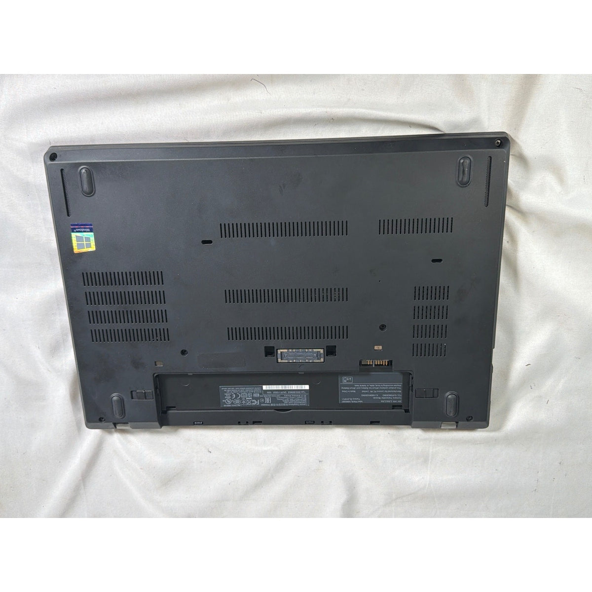 Lenovo ThinkPad T470 i5-7200U 14" No RAM/Drive FOR PARTS/REPAIR