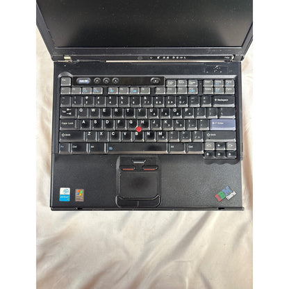 IBM ThinkPad 2373-G3U Pentium M 1.6GHz 1GB RAM No Drive 14.1in Laptop
