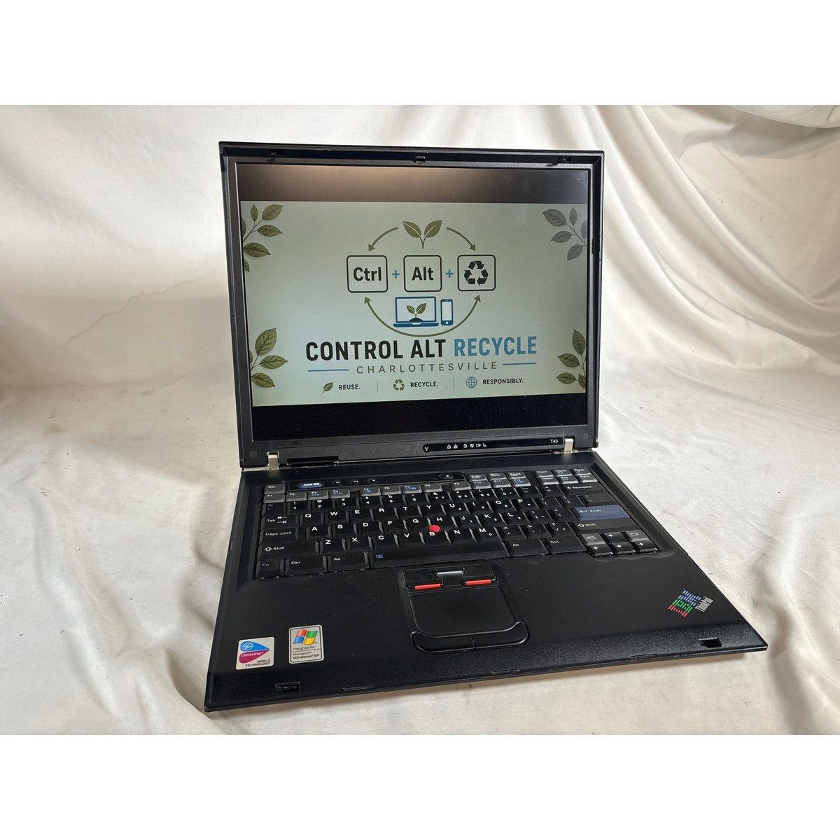 IBM 2687DDU Win XP Intel Pentium M 1.86 GHz 1.5GB 120GB HDD 15"